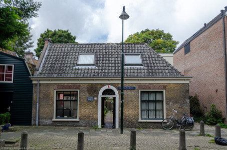 September 2015 12:17