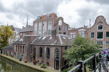 September 2015 13:16