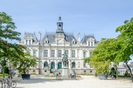 September 2019 13:08