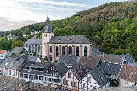 September 2020 19:00