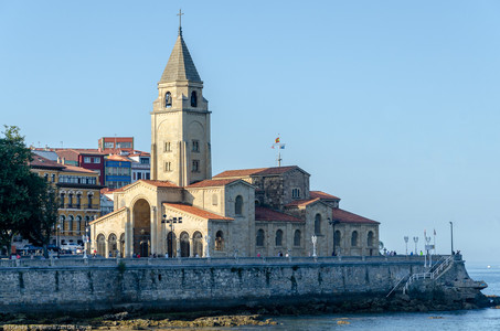 September 2018 19:20