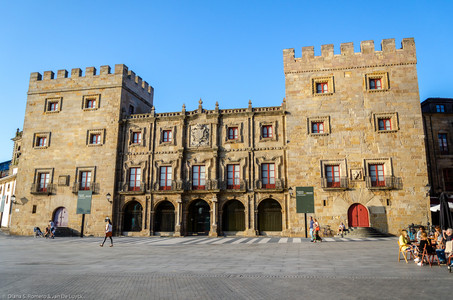 September 2018 19:34