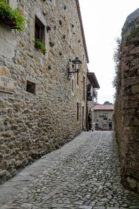 September 2018 12:25