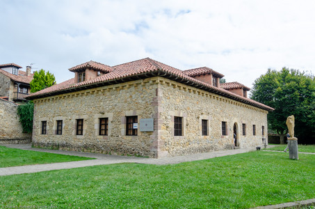 September 2018 12:32