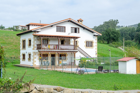 September 2018 12:42