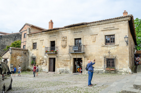 September 2018 12:51